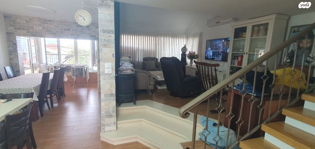 דו משפחתי, הנביאים 30, בן גוריון, טבריה