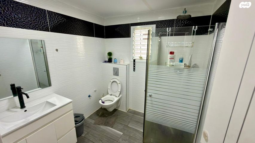 דירה, ארלוזורוב 4, הגבול רוטשילד, בת ים