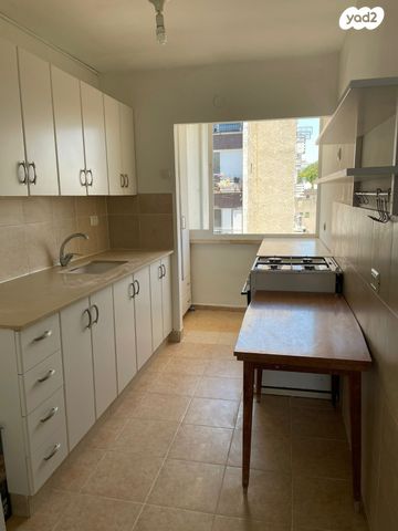 דירה, יהודה לייב פינסקר 44, רמב"ם, ראשון לציון