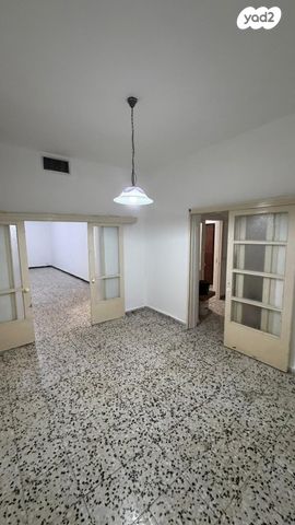 דירת גן, השיקמה 7, רמז, מערב ותיק, ראשון לציון