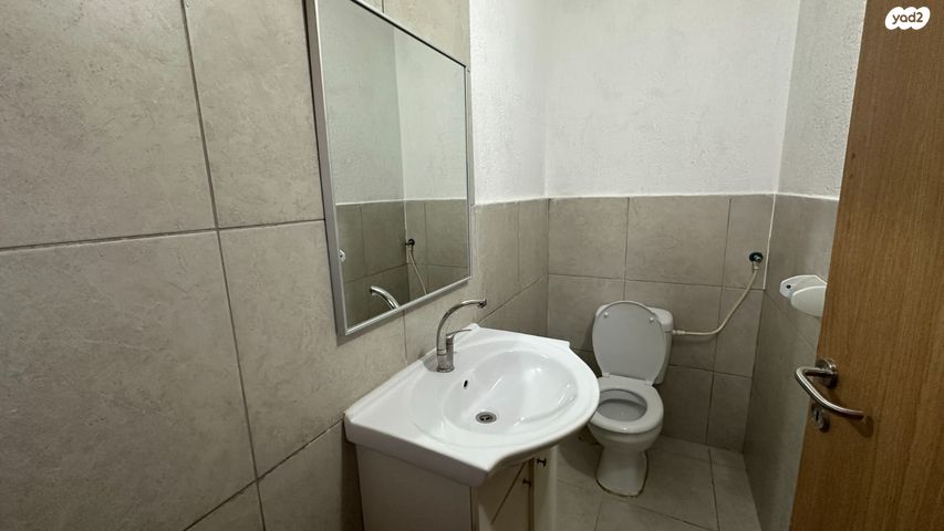 יחידת דיור, רחבת הרב עוזיאל 6, שכונה י"א, באר שבע