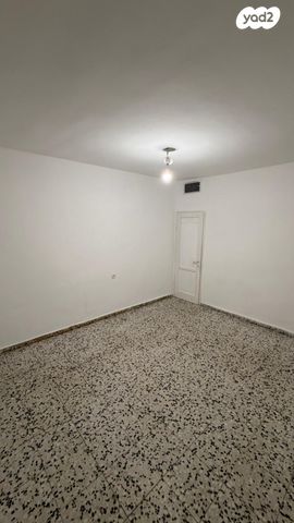 דירת גן, השיקמה 7, רמז, מערב ותיק, ראשון לציון