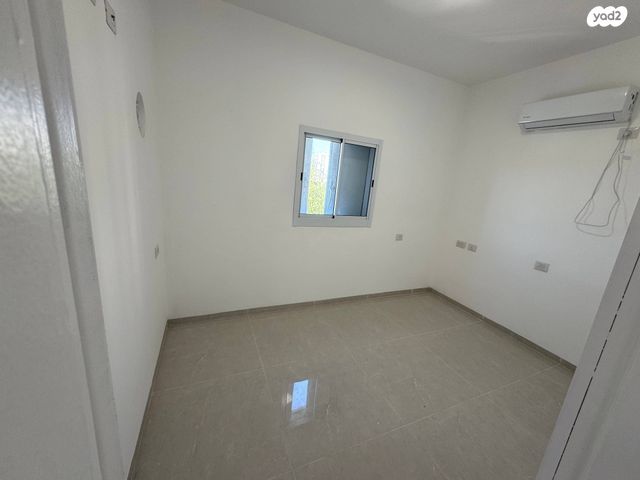 דירה, שדרות משה שרת 33, קרית ים ב', קרית ים