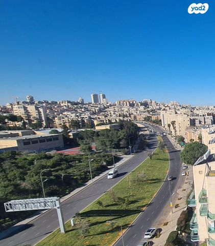 דירה, שדרות לוי אשכול 14, רמת אשכול, ירושלים