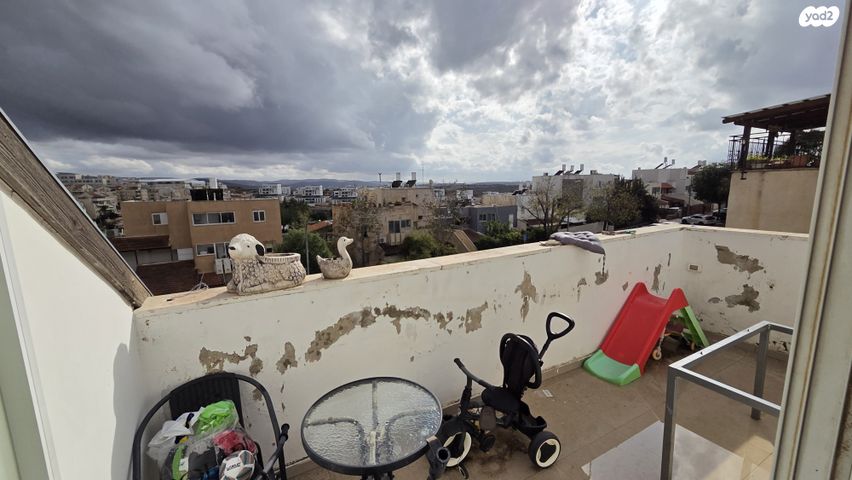 דירה, הפסגה 18, רובע ב', אריאל