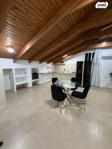 יחידת דיור, ניסנית 22, ברנע, אשקלון