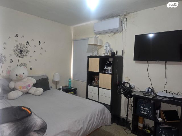 שדרות יצחק בן צבי 64