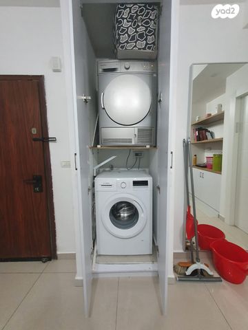 דירה, הירדן 27, נווה רם, שיכון מזרחי, רמת גן