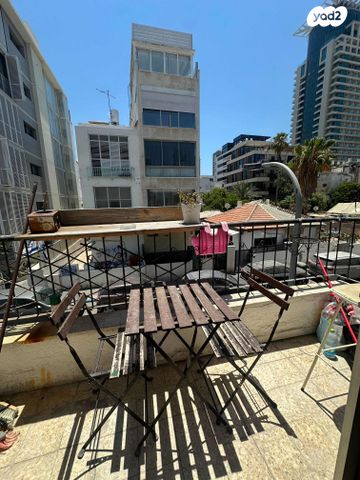 הרב אהרונסון 21