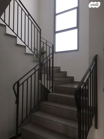 בית פרטי/ קוטג', העצמאות 37, הגבעה, אבן יהודה