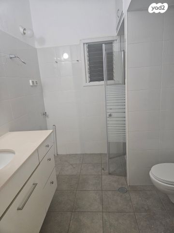 דירה, הפלמ"ח 17, אגרובנק, חולון