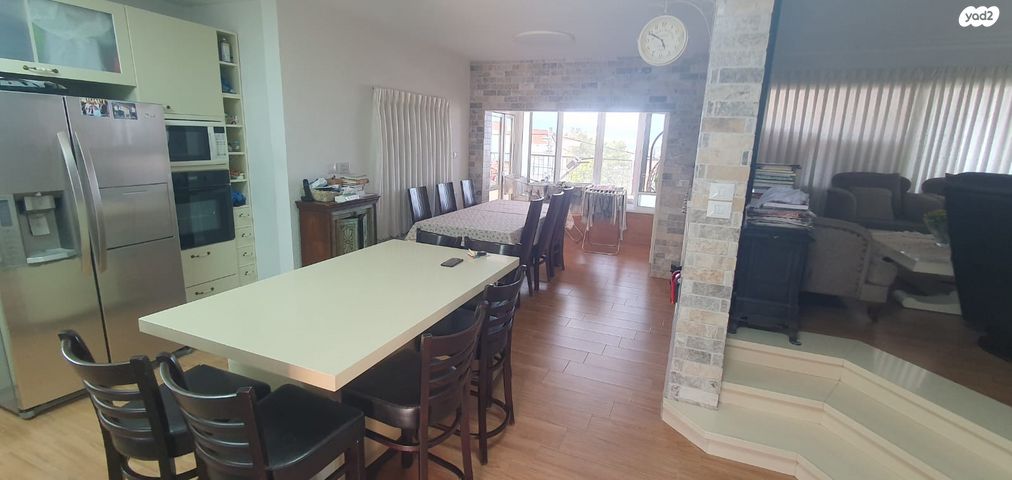 דו משפחתי, הנביאים 30, בן גוריון, טבריה