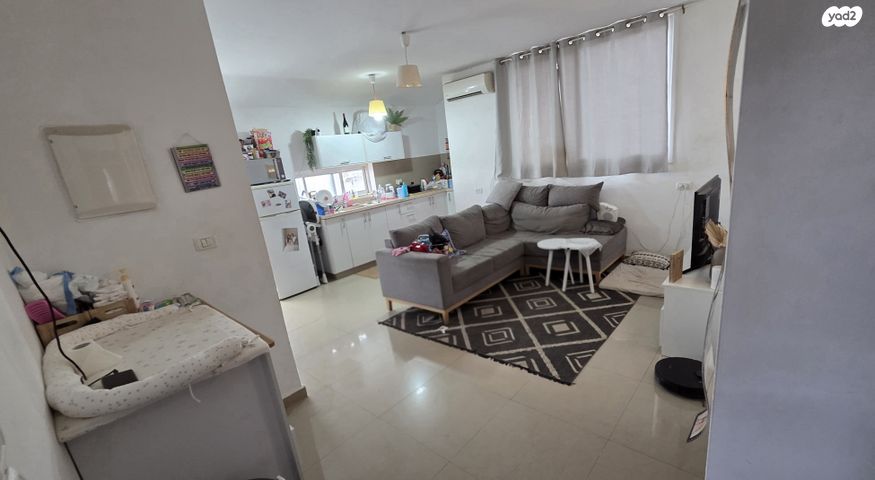 דירה, הפסגה 18, רובע ב', אריאל