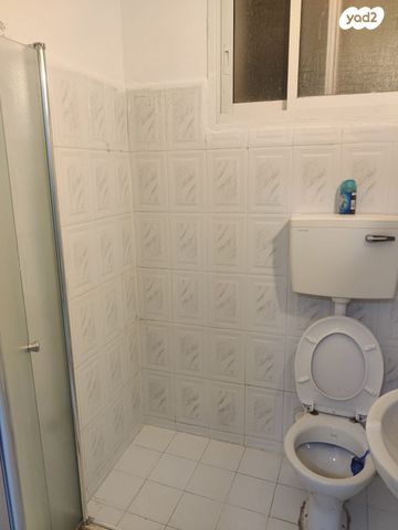 דירת גן, חננאל 27, קטמונים, ירושלים