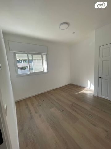 יחידת דיור, הערבה 77, ורד העמקים, יקנעם עילית