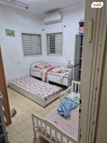 דירה, הרב יצחק נסים 5, נווה און, בני ברק