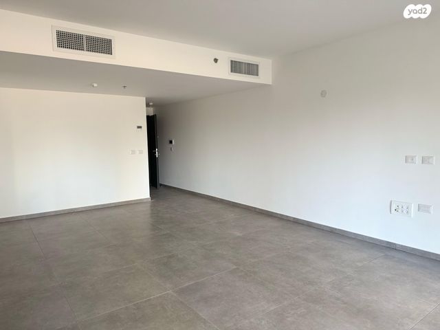 דירה, יונה וולך 7, גרין פארק החדשה, הוד השרון