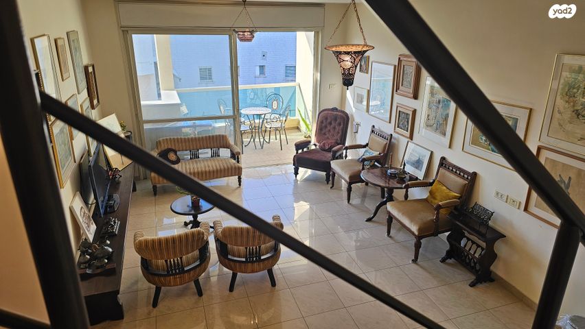 דופלקס, זלמן שניאור 3, קרית יערים, רמת השרון