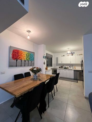 דירה, שדרות ההגשמה 11, בצוותא, חריש