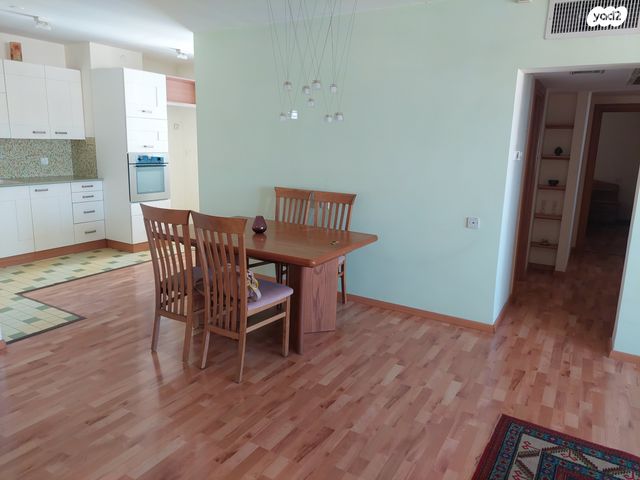 דירה, סוקולוב 90, אלון, רמת השרון