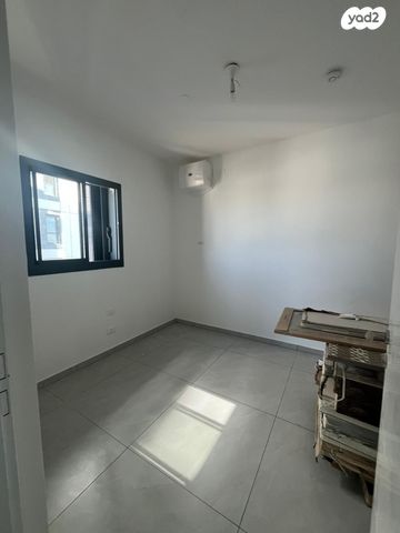 דירה, הר מירון 2, נווה ישראל, הרצליה