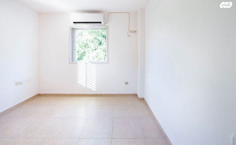 דירה, התחייה 19, נאות שושנים, חולון