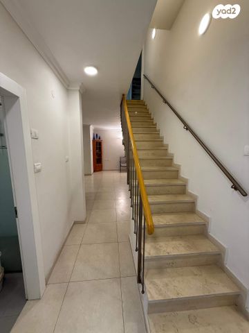 דופלקס, דובנוב 8, מרכז דרום, רעננה