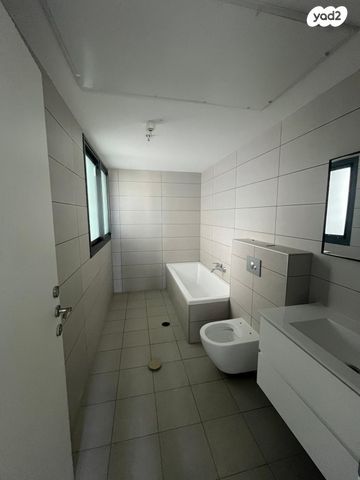 דירה, הר מירון 2, נווה ישראל, הרצליה