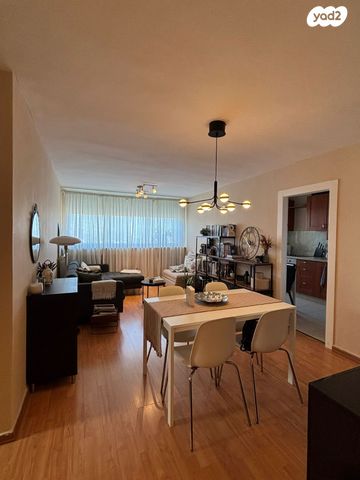 שדרות לוי אשכול 14