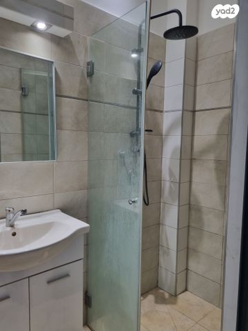 יחידת דיור, כיכר דולב 3, קרית אלון, פתח תקווה