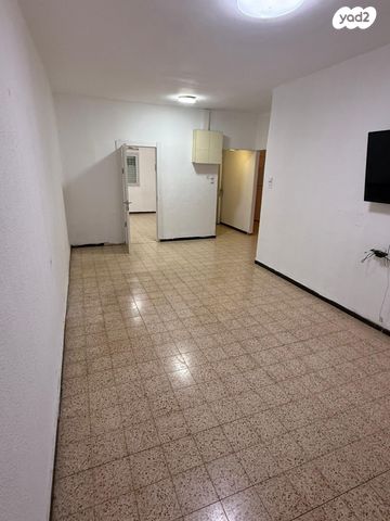 בית פרטי/ קוטג', הדקל 1, שיכון ותיקים, חולון