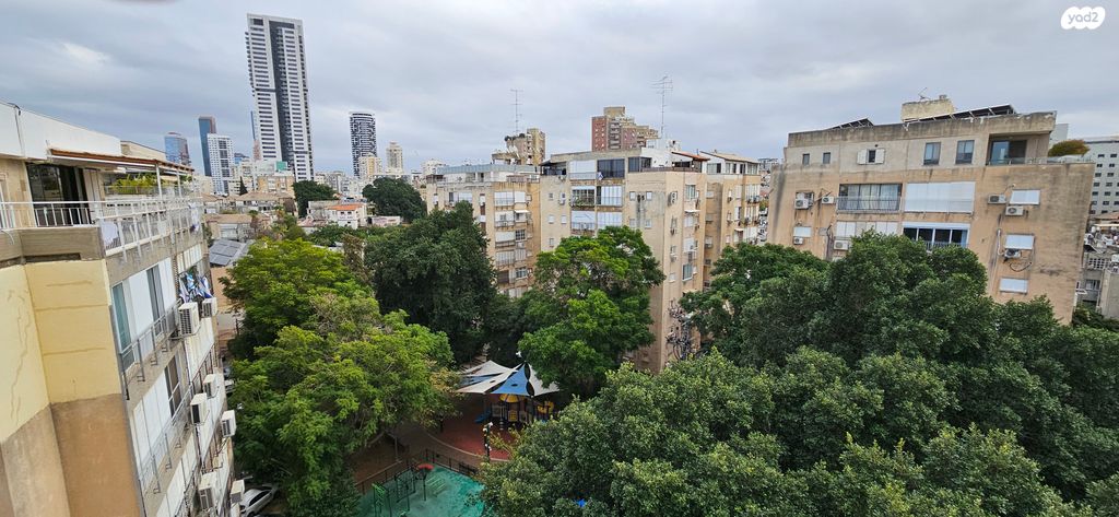 גג/ פנטהאוז, שקדיה 13, שכונת גפן, רמת גן