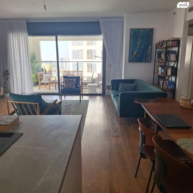 דירה, יצחק שמיר 15, רמת הדר, גבעת שמואל