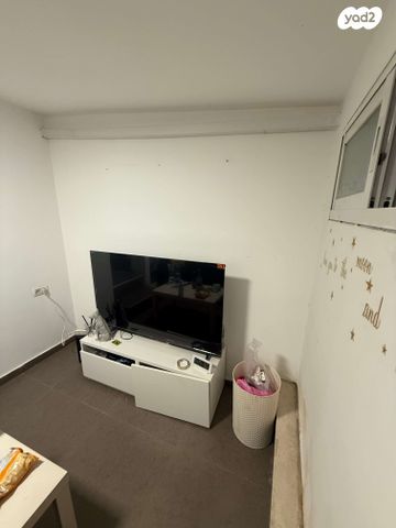 מבוא יסמין 6