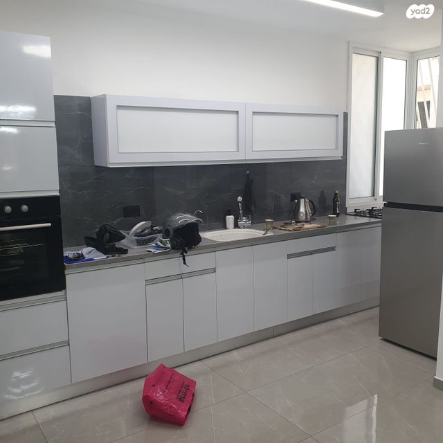 דירה, ארלוזורוב 4, הגבול רוטשילד, בת ים