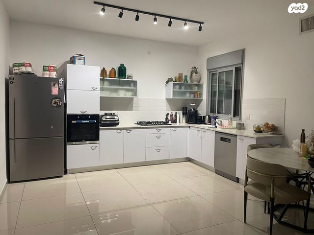 דירה, אהבת אדם 68, שרונה, כפר יונה