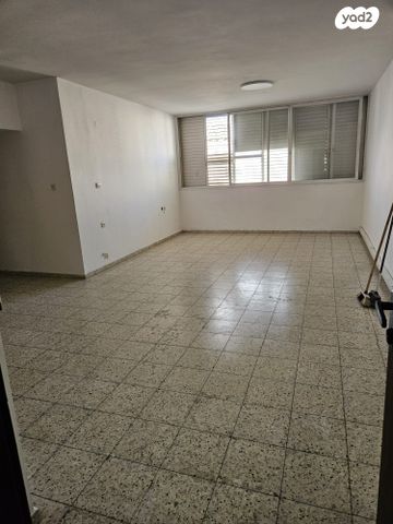 דירה, ויצמן 186, ראשונים, כפר סבא