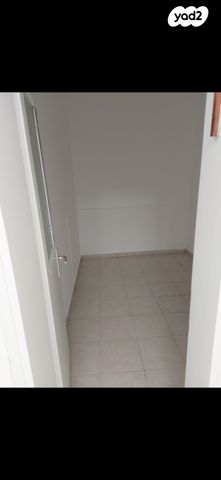 בית פרטי/ קוטג', הנביאים 68, נאות יהודית ונווה ארזים, חולון