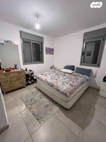 דירה, שדרות ההגשמה 11, בצוותא, חריש