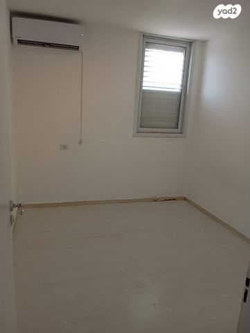 דירה, קמינסקה 16, קרית שלום, תל אביב יפו