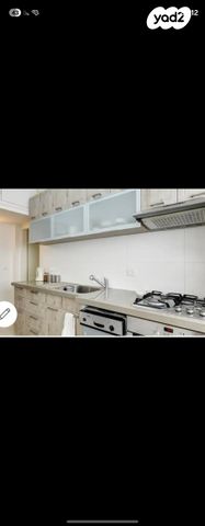 ארבע ארצות 35