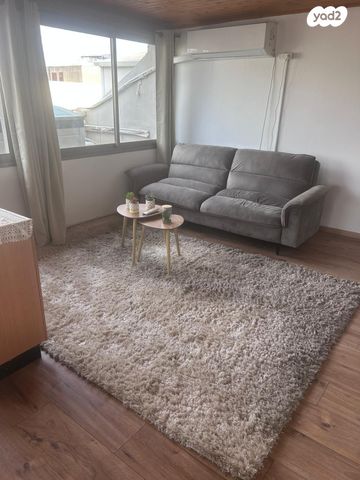 סטודיו/ לופט, השלושה 8, תקומה / קרית חזני, פתח תקווה