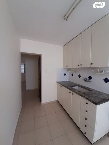 דירה, צוקרמן 18, נווה אליעזר וכפר שלם מזרח, תל אביב יפו