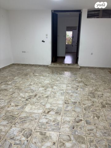 בית פרטי/ קוטג', וייצמן 13, שיכון גג, אזור