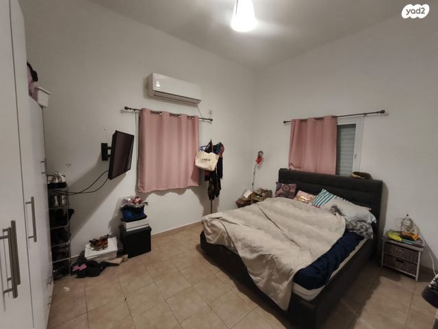 לוין אפשטיין 34