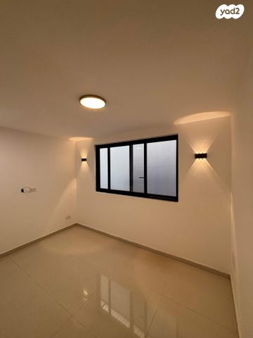 יחידת דיור, בני בנימין 7, גלי הים, נתניה