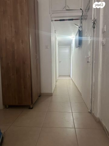 דירה, וייצמן 68, גבעת הרמבם, גבעתיים