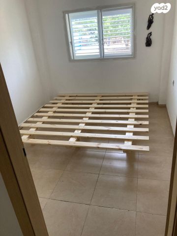 דירה, התורן 25, מגדים, מגדים