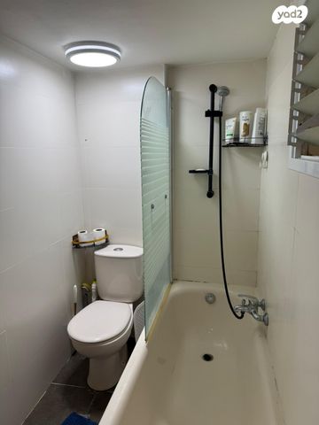 יחידת דיור, נוח מוזס 7, שכונת הותיקים, רמת גן