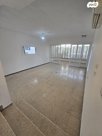 בית פרטי/ קוטג', המרי 64, ארלוזורוב, גבעתיים